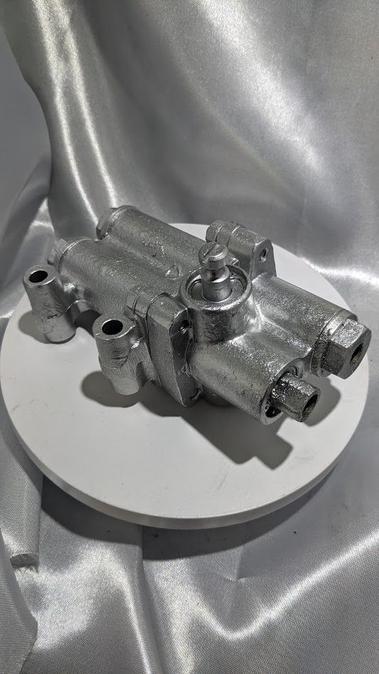 ROLLS ROYCE SILVER SHADOW CORNICHE Wraith RIGHT REAR SELF LEVELING VALVE REBUILT