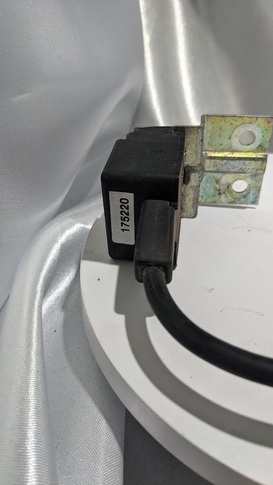 Ferrari 360 430 575 Front Vertical Acceleration Sensor   232667 175220