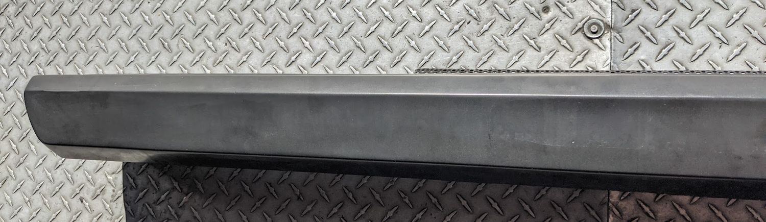 FERRARI 308 GTSi REAR BUMPER USA MODEL VERY CLEAN 60763300