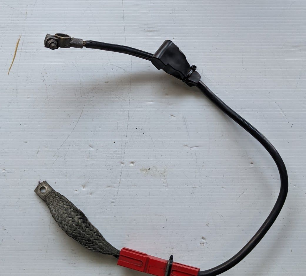 FERRARI 308 PARTS battery CABLE NEGATIVE GROUND QUICK DISCONNECT 115660 COMPLETE