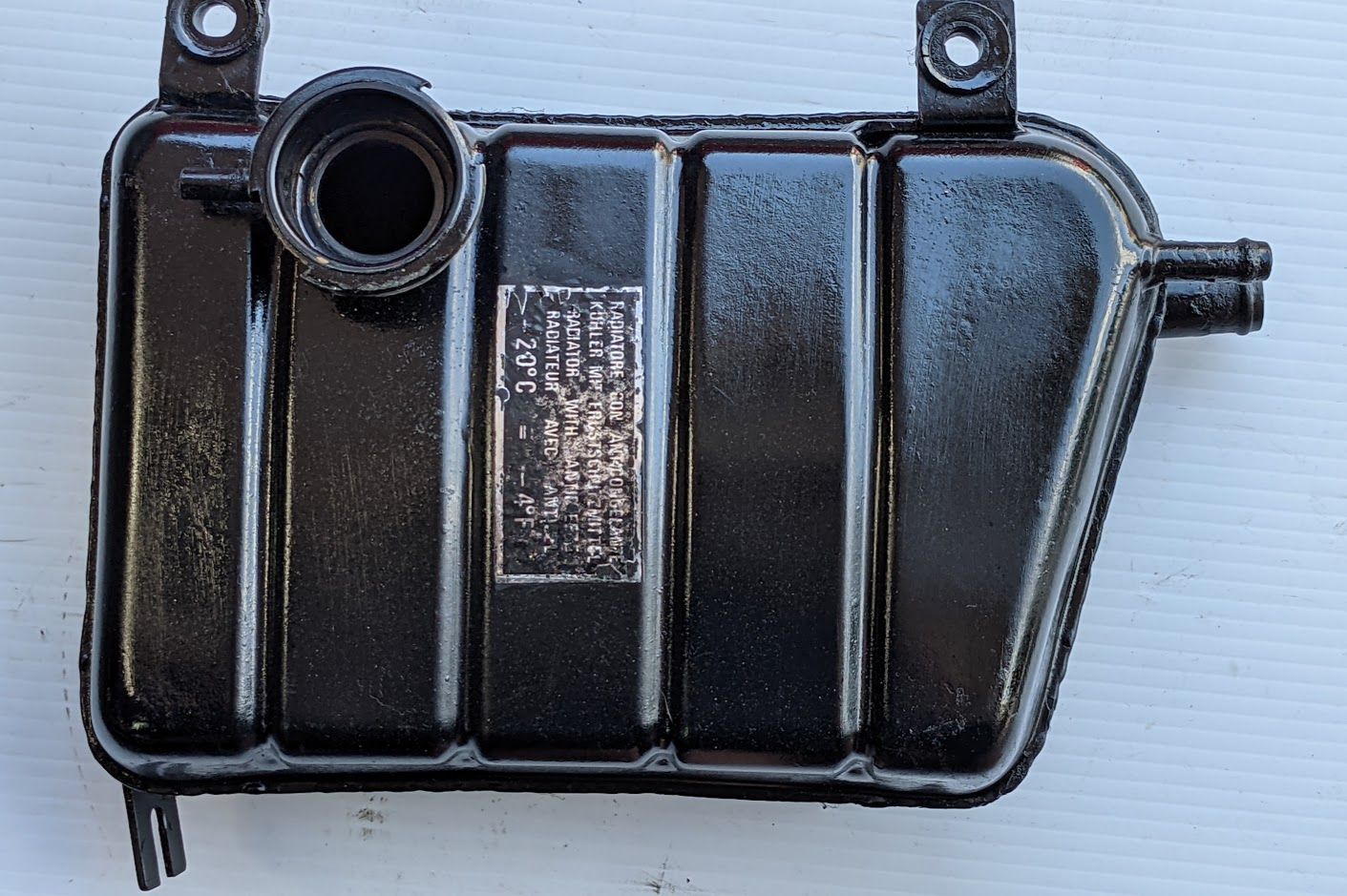 FERRARI 308 PARTS GTS EXPANSION TANK PRE OWNED 116589
