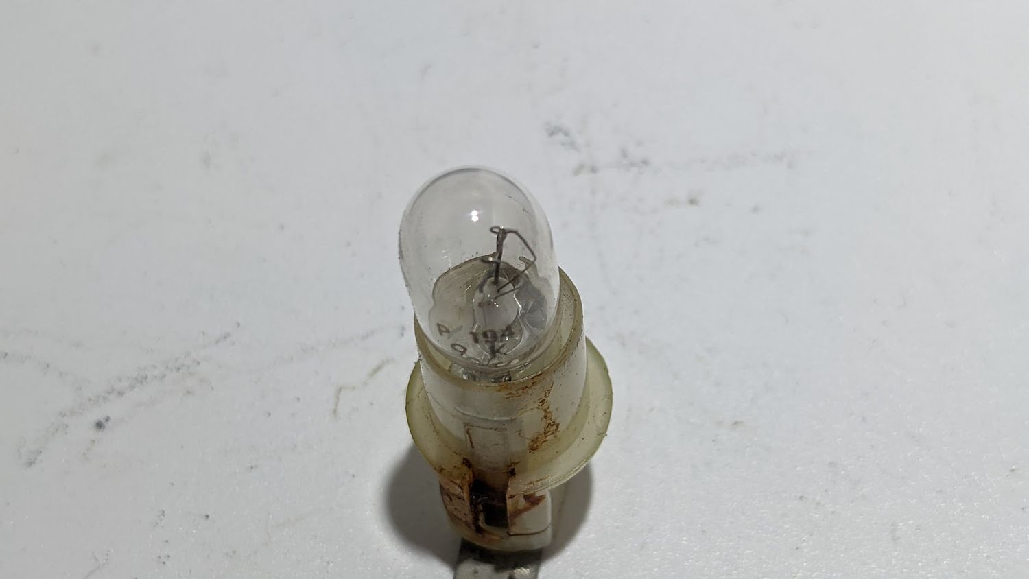 FERRARI 308 GTSi PART FRONT OR REAR SIDE LIGHT SOCKET