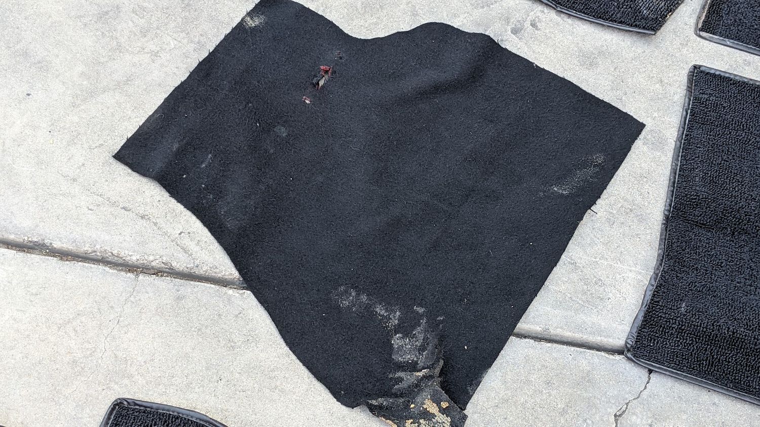 FERRARI 308 GTSi INTERIOR BLACK CARPET REAR TRUNK  CARPET