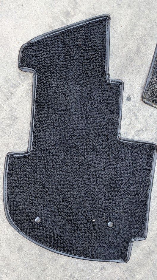 FERRARI 308 GTSi INTERIOR BLACK CARPET REAR TRUNK  CARPET