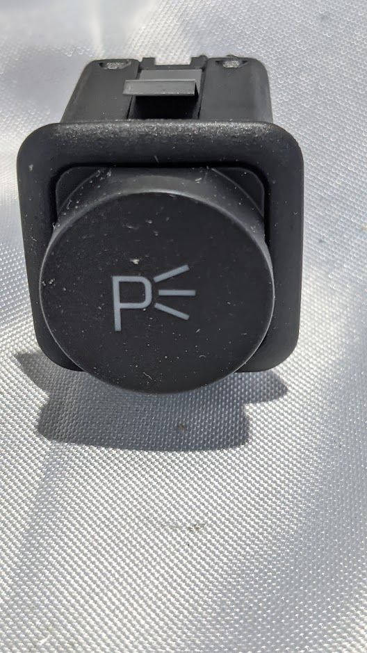 FERRARI 360 SPIDER PARTS PARKING LIGHT SWITCH AT CENTER CONSOLE 208847
