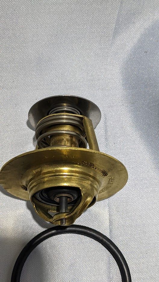 FERRARI 308 GTS PARTS ENGINE COOLING THERMOSTAT 109671