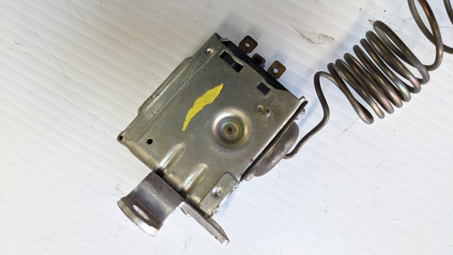 FERRARI 308 PARTS GTS AIR CONDITIONING pressure sensor cut off 100460