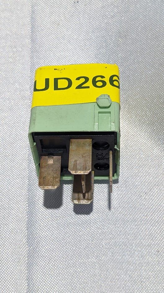 BENTLEY MULSANNE S ROLLS ROYCE SILVER SPUR abs relay UD26633