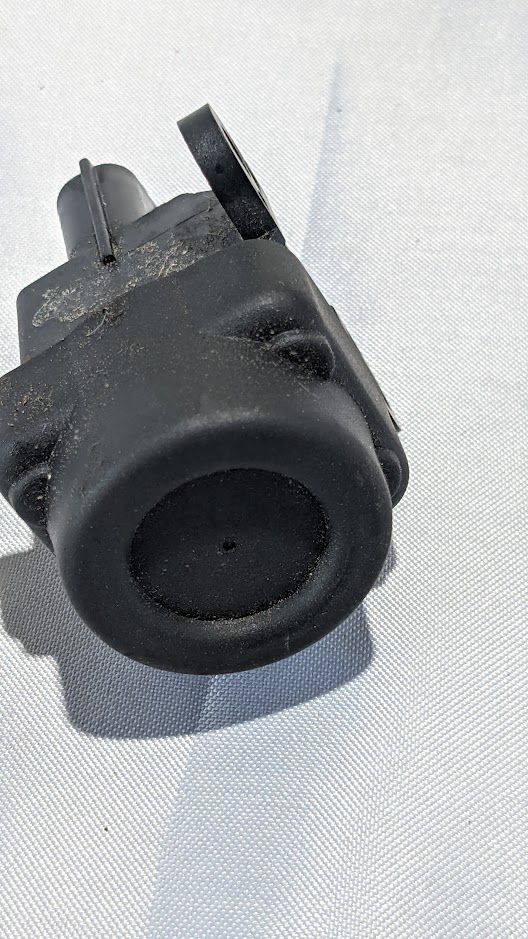 FERRARI 360 SPIDER PARTS CRASH INERTIA SWITCH 179087 PRE OWNED
