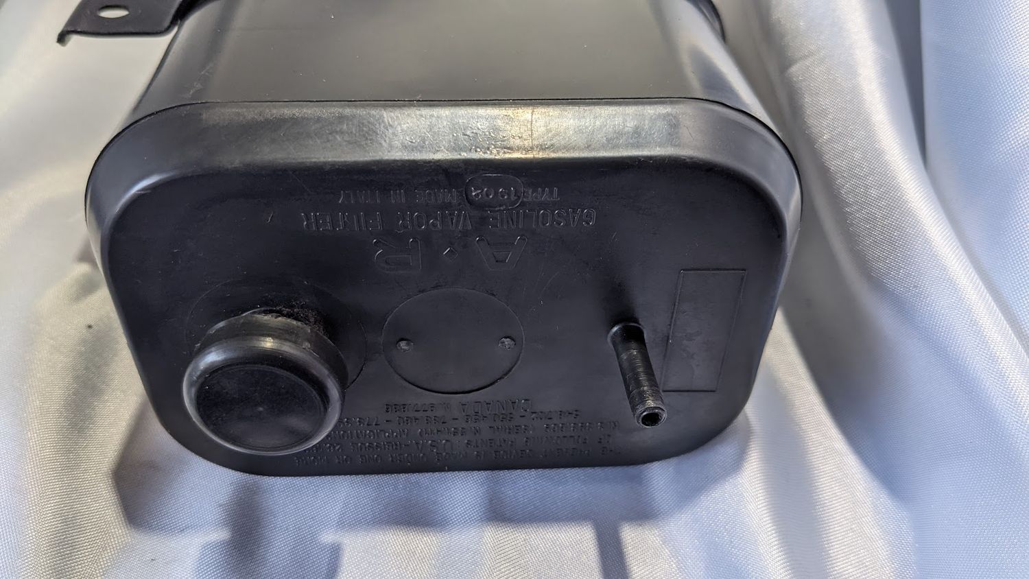 Ferrari 308 FUEL VAPOR EVAP CANISTER CHARCOAL FILTER