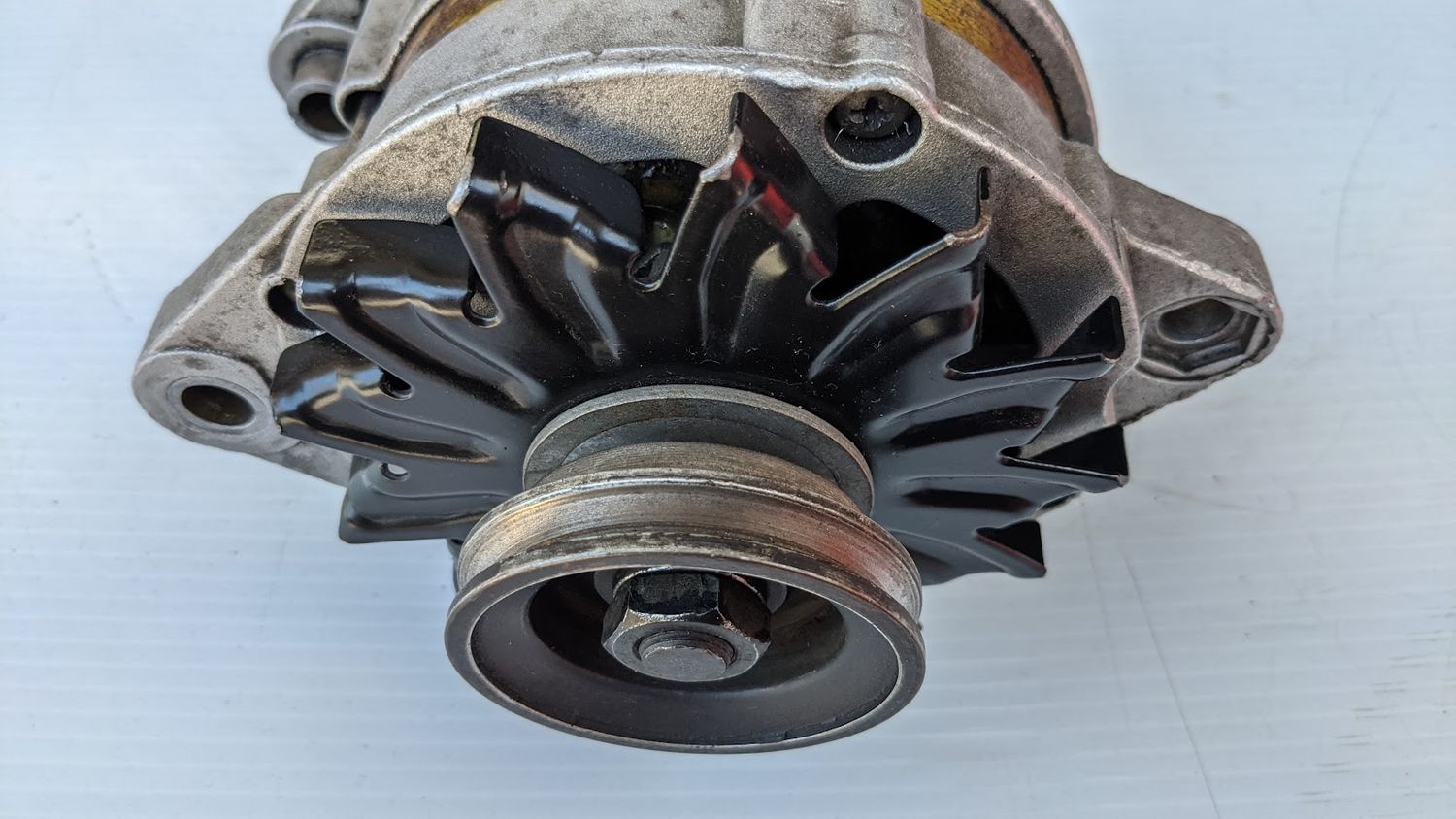 FERRARI 308 PARTS ALTERNATOR , PRE OWNED TESTED 0120489823 110073 65AMP