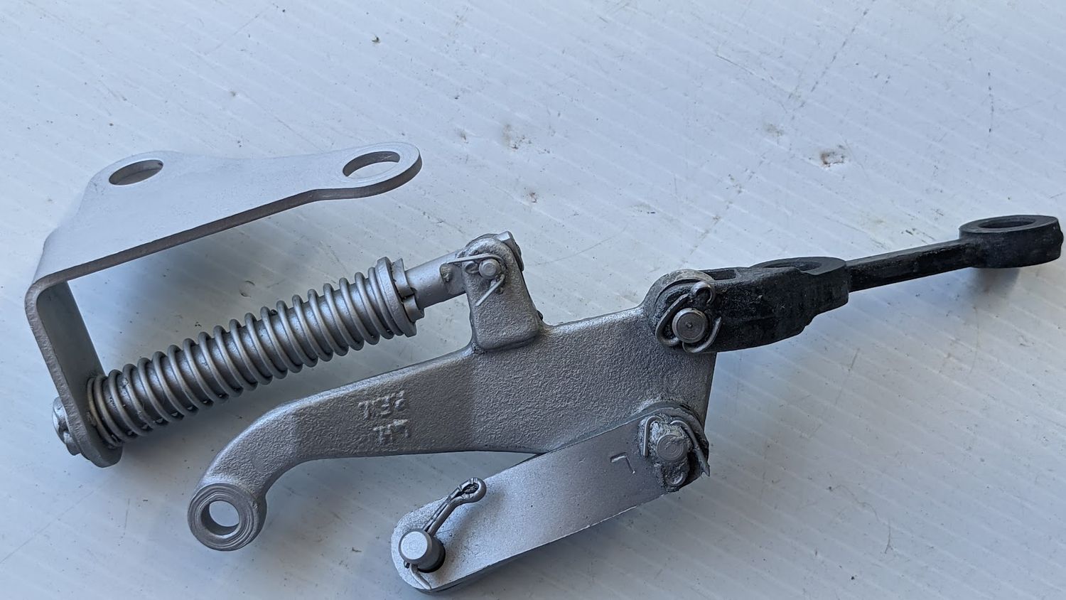 ROLLS ROYCE SILVER SHADOW CORNICHE rear caliper PARKING BRAKE LINK LEFT