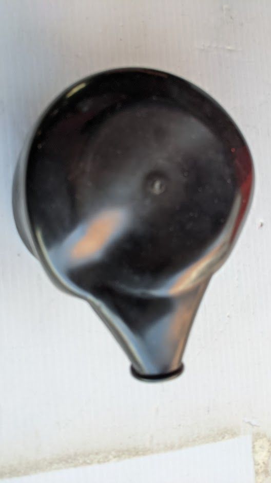 Ferrari 308,328,Mondial. IGNITION DISTRIBUTOR CAP COVER 110626