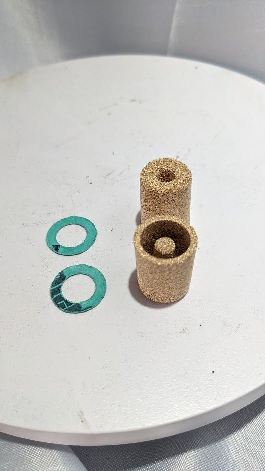 Rolls Royce CORNICHE BENTLEY Fuel filter AT CARBURETORS UE35892 PAIR