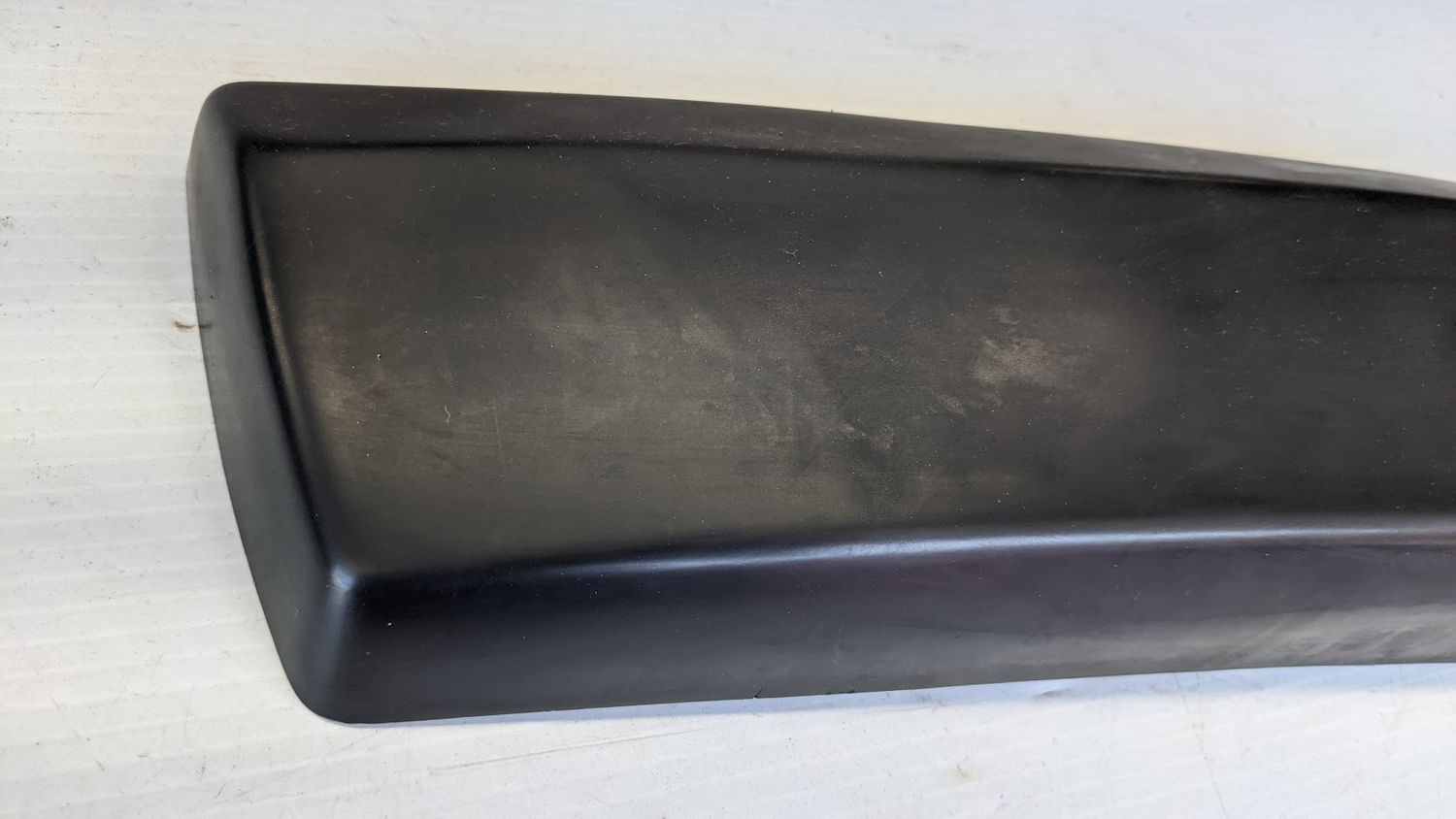 65 - 80 ROLLS ROYCE SILVER SHADOW LEFT REAR BUMPER EXTENSION GUARD UR18375
