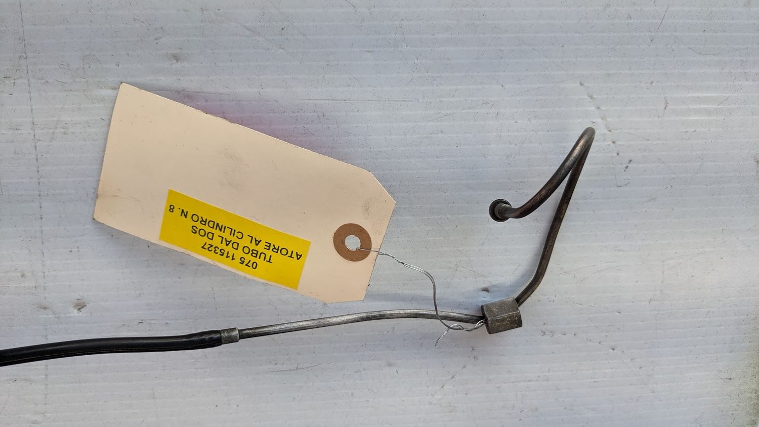 Ferrari 308 FUEL LINE HOSE FROM TOP DISTRIBUTOR TO INJECTOR #8 115327 REAR BANK