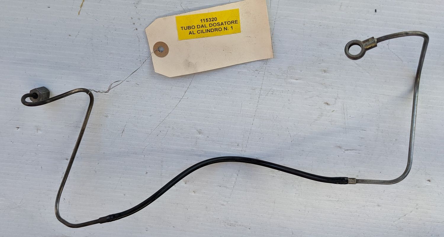 Ferrari 308 FUEL LINE HOSE FROM TOP DISTRIBUTOR TO INJECTOR #1 115320 REAR BANK