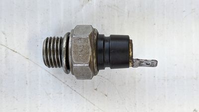 Ferrari 308 engine motor OIL PRESSURE SENSOR 110664