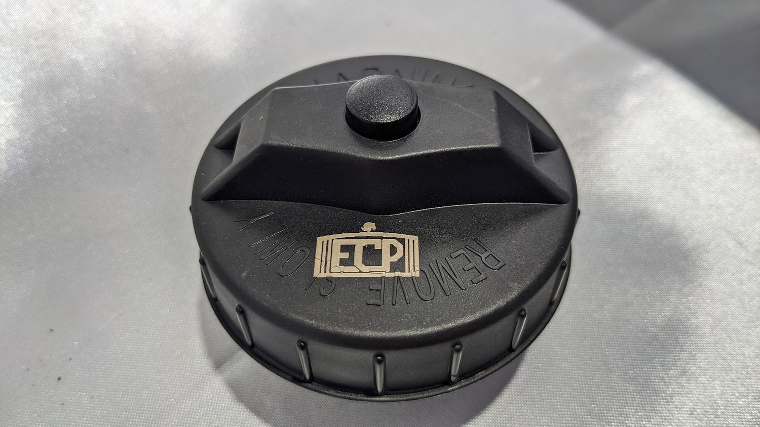 ECP replacement  FUEL PETROL GAS CAP NEW for  ROLLS ROYCE SILVER SPIRIT SPUR DAWN UE45637