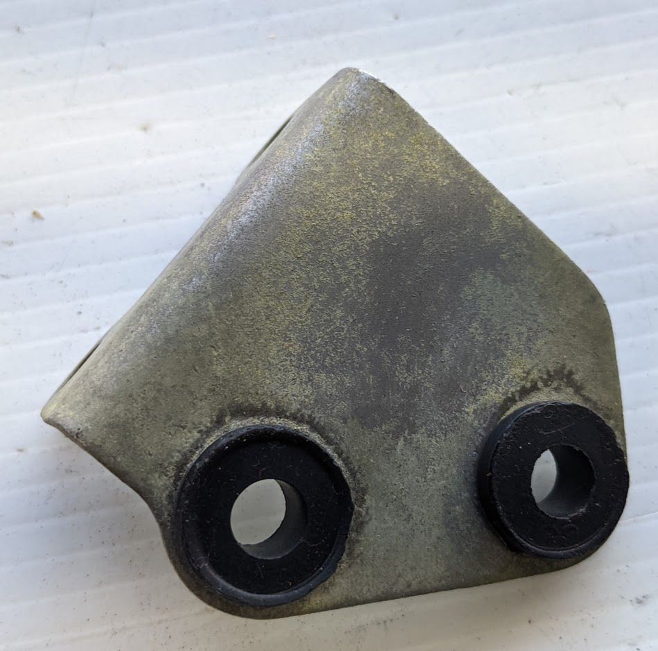 Ferrari 308 INTAKE MANIFOLD AUXILIARY AIR REGULATOR support