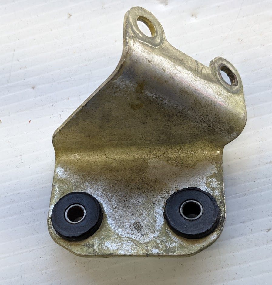 Ferrari 308 INTAKE MANIFOLD WARM UP REGULATOR support