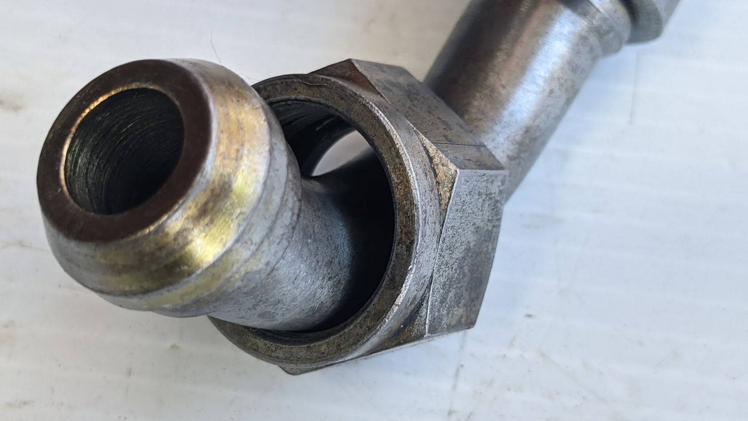 Ferrari 308 engine motor OIL COOLER RADIATOR lower HOSE 114920