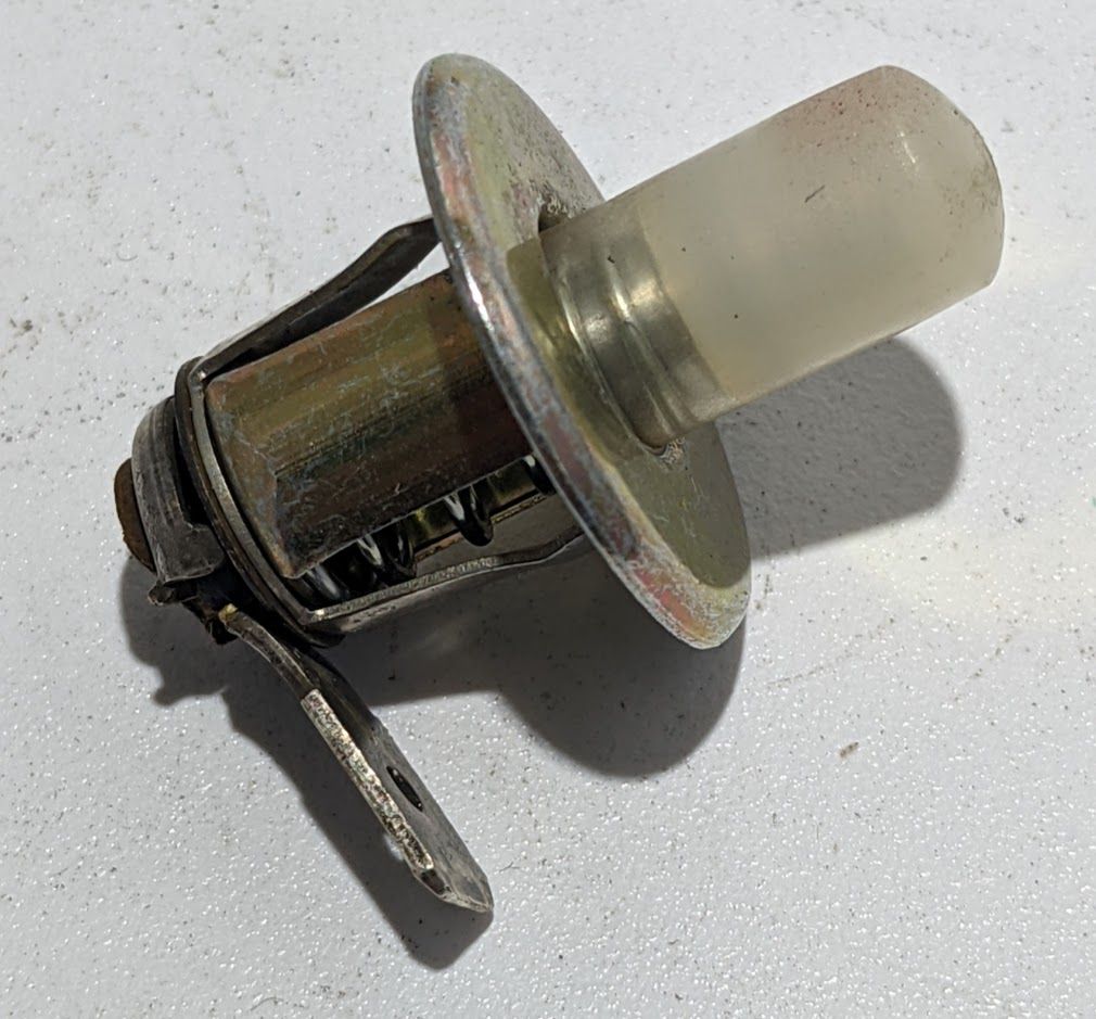 FERRARI 308 81 USA PARTS DOME INTERIOR LIGHT SWITCH 114417