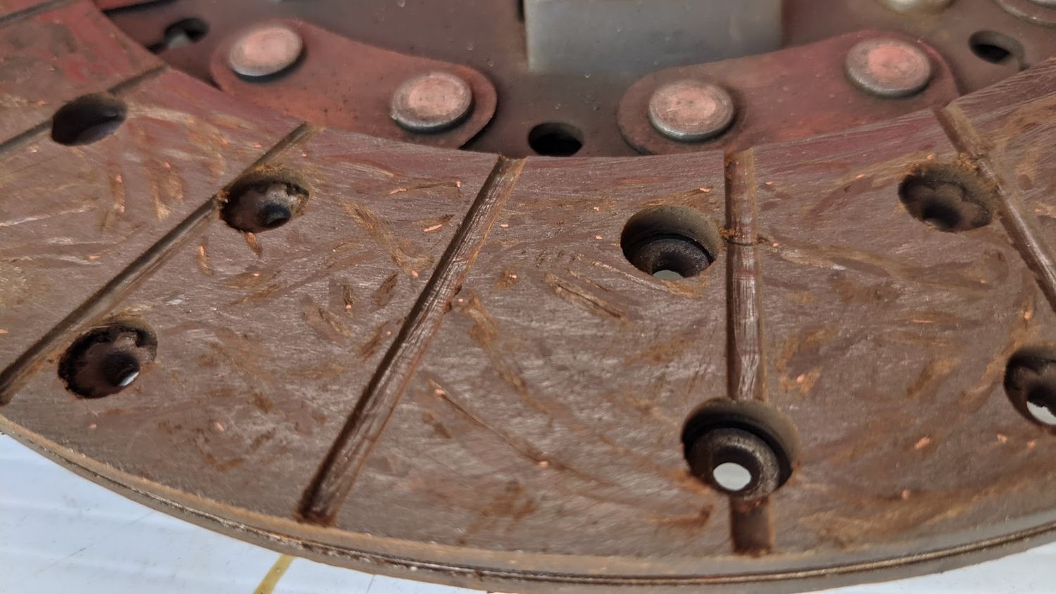 FERRARI 308 PARTS CLUTCH PRESSURE PLATE AND DISC 110558 121562 PRE OWNED