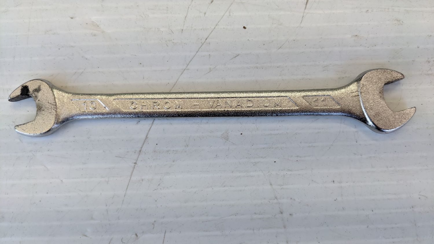 FERRARI 308 GTSi  ONE , 10 MM - 11 MM WRENCH POLYTOOLS ITALY ORIGINAL