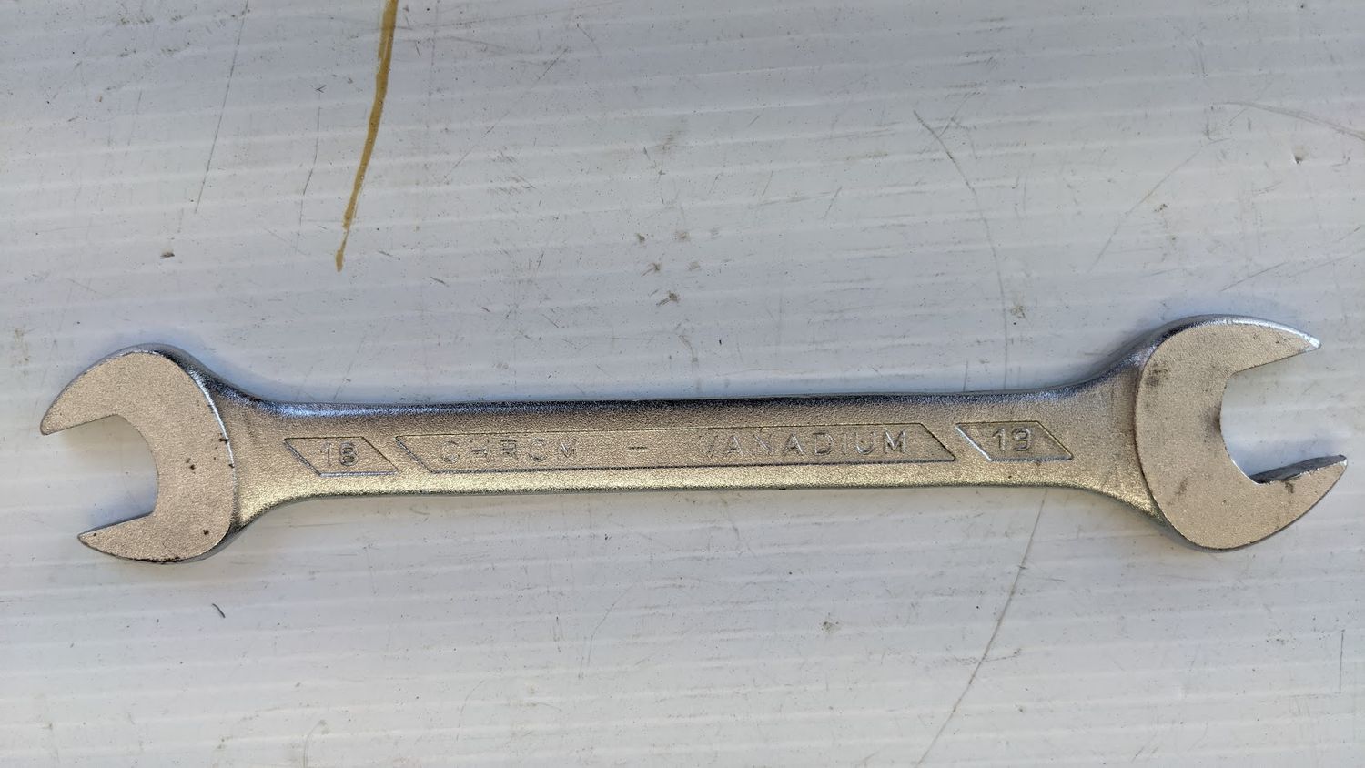 FERRARI 308 GTSi  ONE , 18 MM - 19 MM WRENCH POLYTOOLS ITALY ORIGINAL