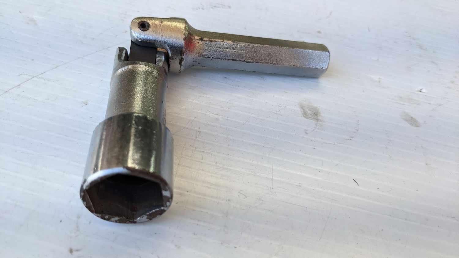 FERRARI 308 GTSi  ONE , SPARK PLUG SOCKET ITALY ORIGINAL