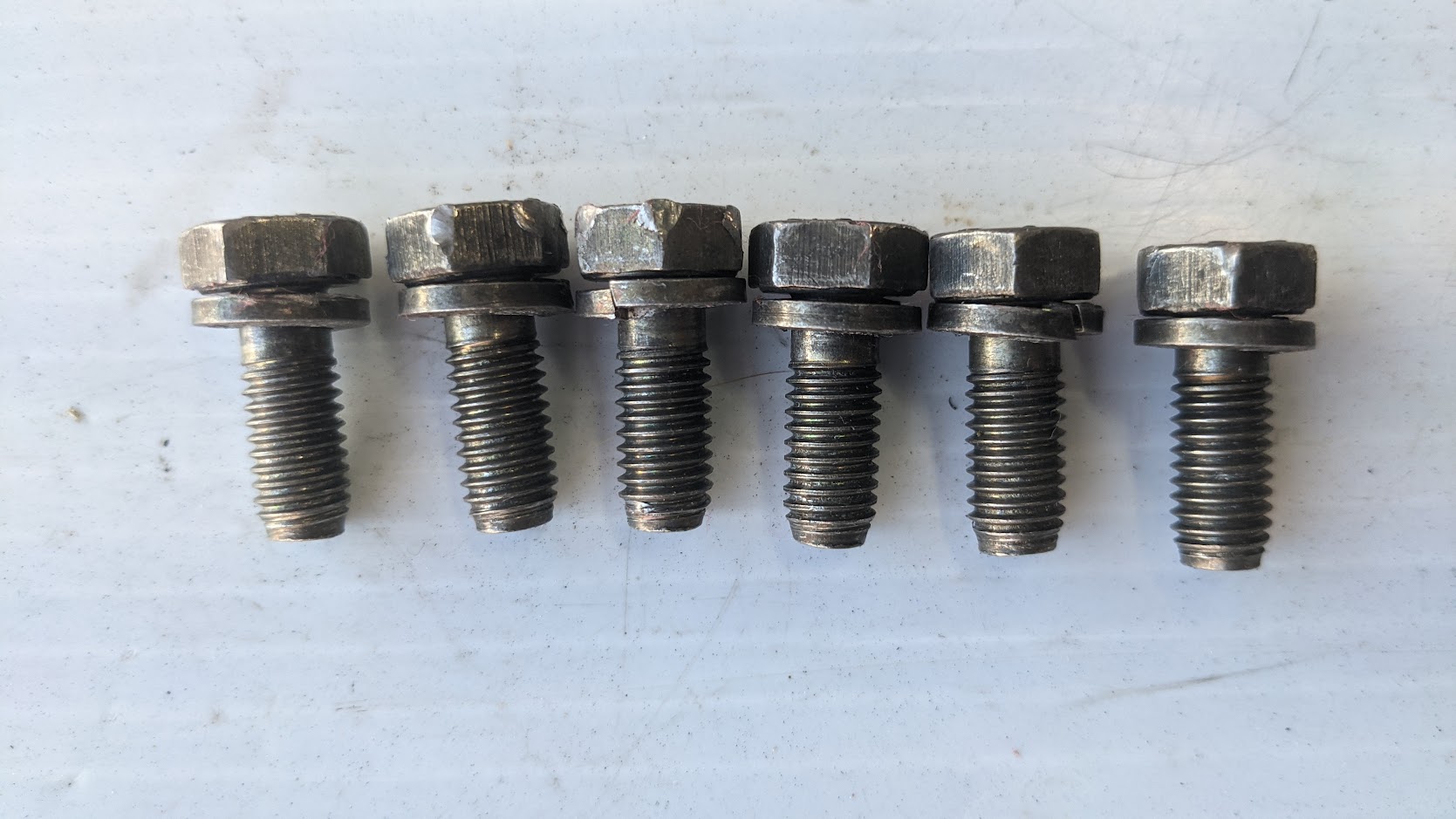 FERRARI 308 PARTS engine CLUTCH PLATE FASTENING BOLTS img