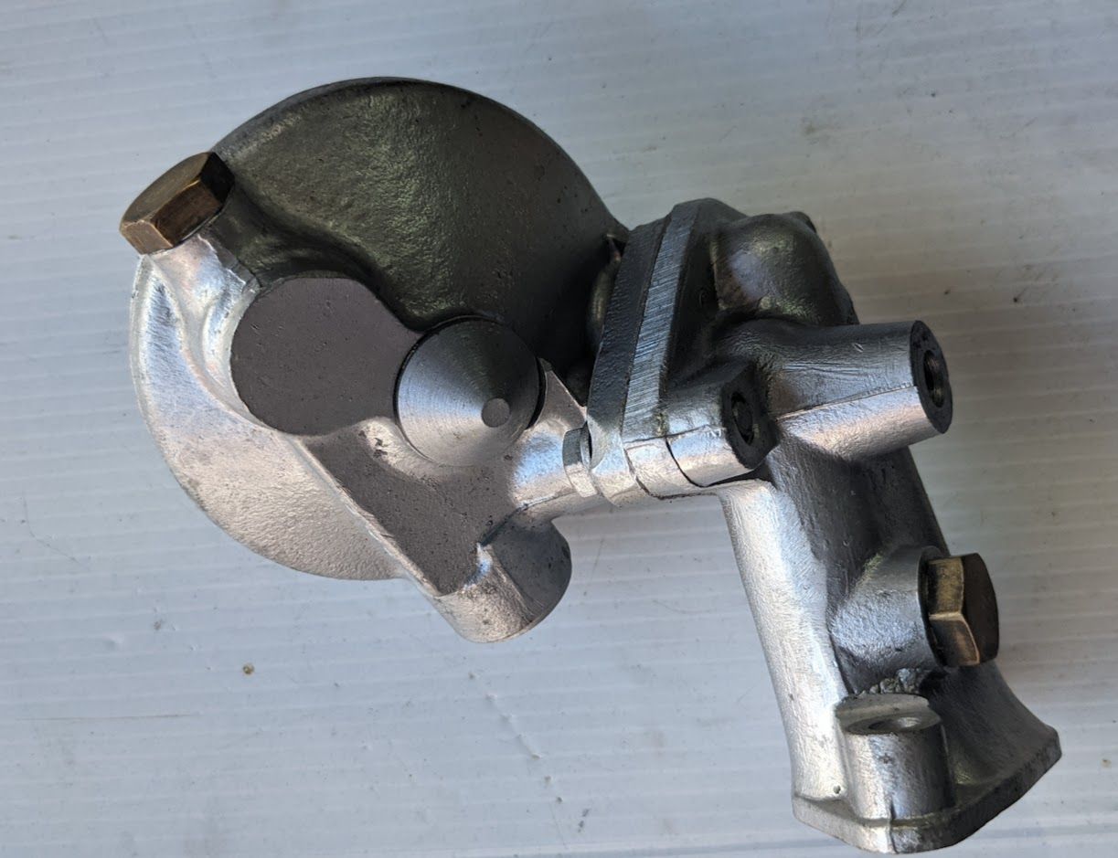 Rolls Royce Silver Shadow I oil FILTER STAND BASE