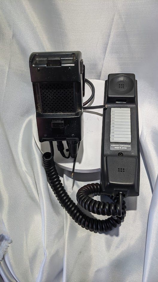 70 to 80 Rolls Royce Silver Shadow TELEPHONE VINTAGE WITH BASE STAND