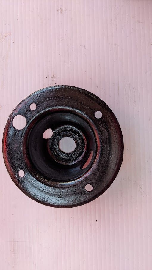 65 to 80 ROLLS ROYCE SILVER SHADOW WRAITH REAR shock LOWER PLATE