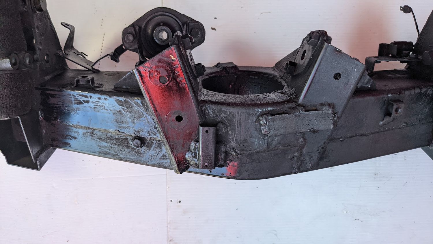 Rolls Royce Silver Shadow Corniche Camargue rear subframe crossmember UR20495