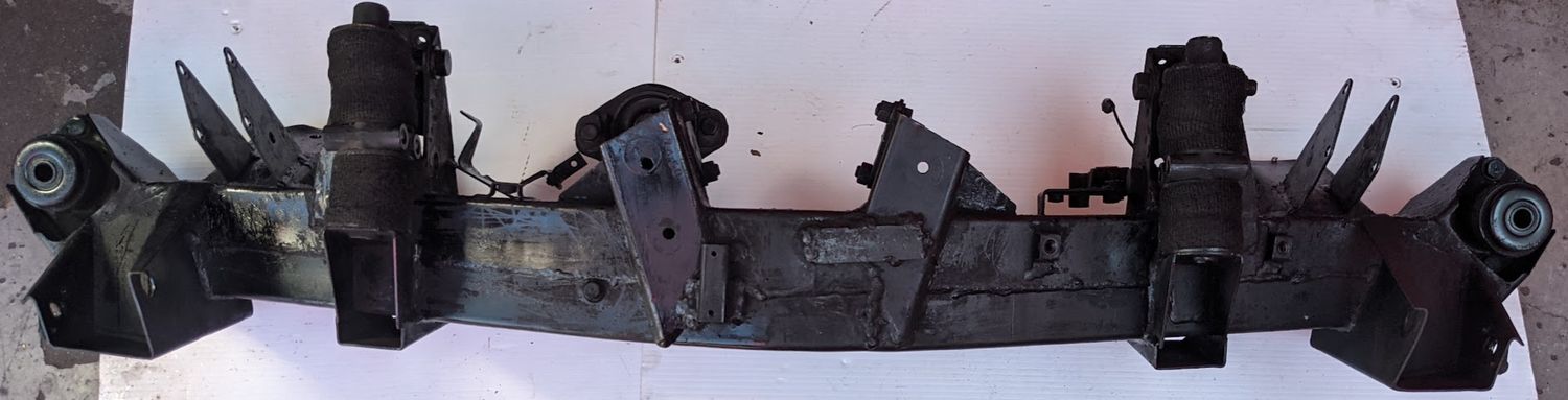 Rolls Royce Silver Shadow Corniche Camargue rear subframe crossmember UR20495