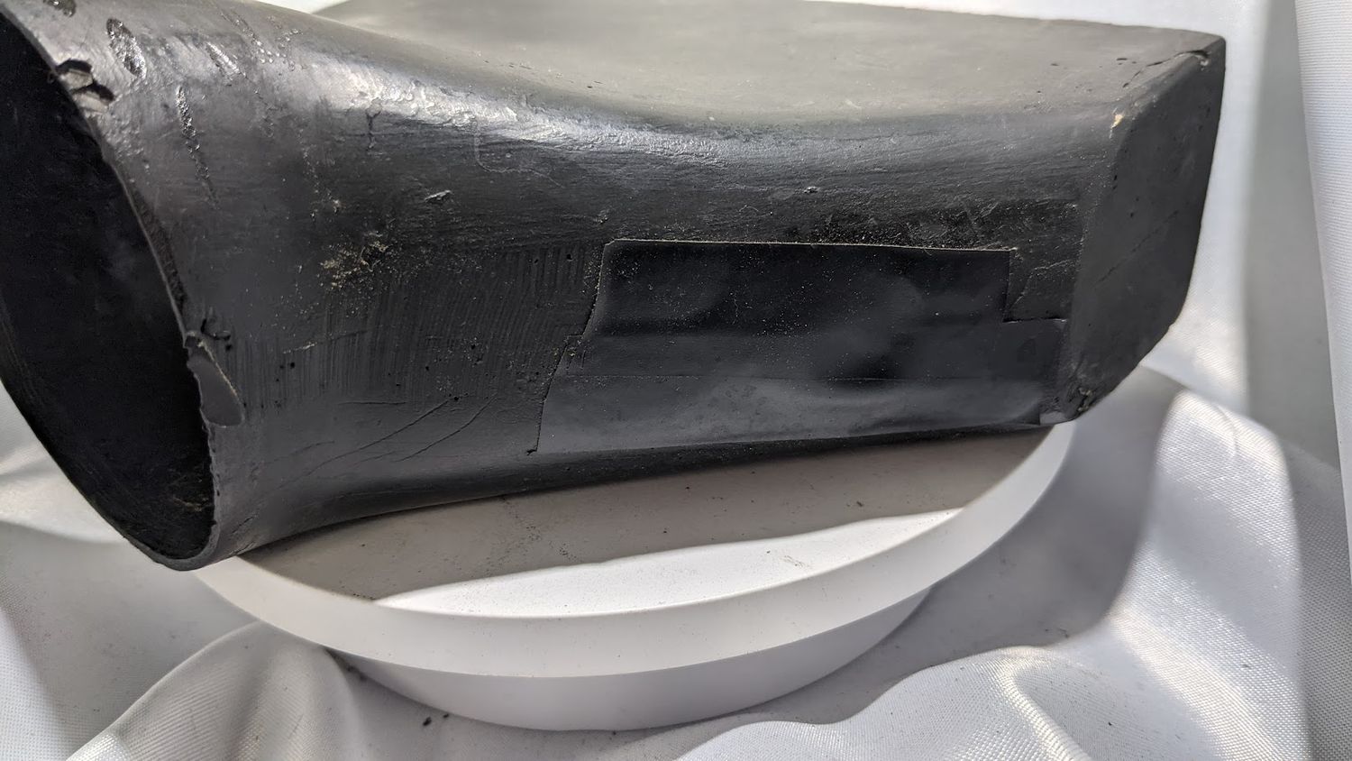 FERRARI 308 PARTS GTS CENTER UNDER DASH A/C VENT scoop