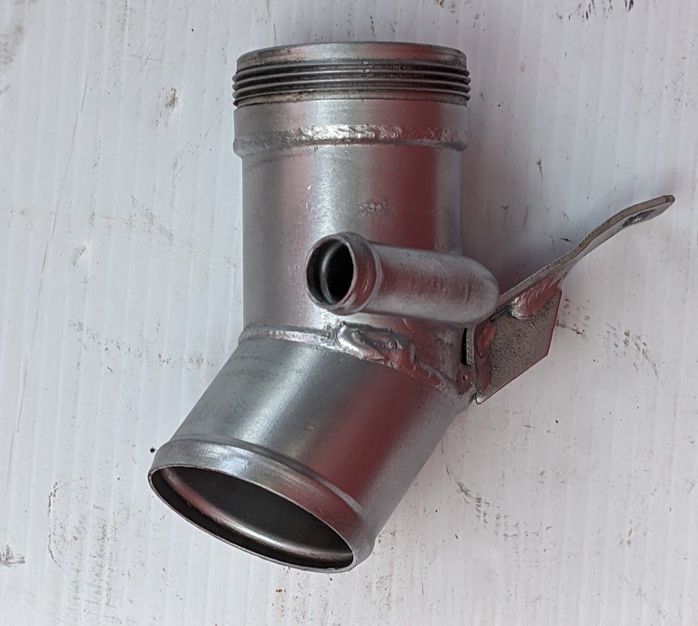 Ferrari 308 GTSi PART FUEL GAS PERTOL TANK FILLER NECK 109321