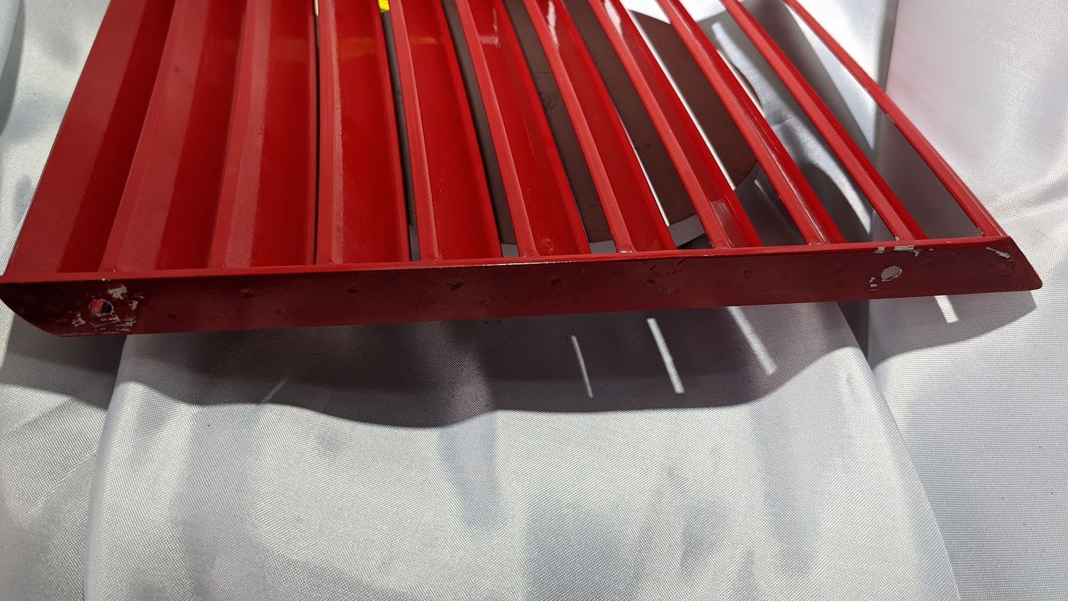 FERRARI 308 GTSi right HEADLIGHT GRILLE VERY CLEAN 61082400