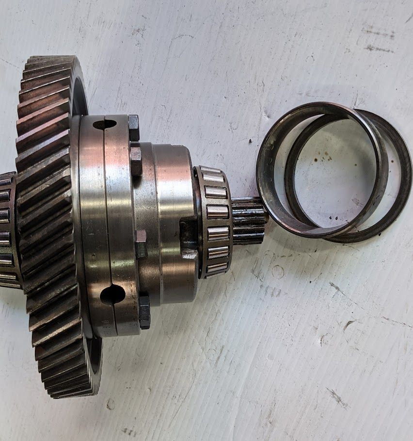 FERRARI 308 PARTS  DIFFERENTIAL ASSEMBLY 106769