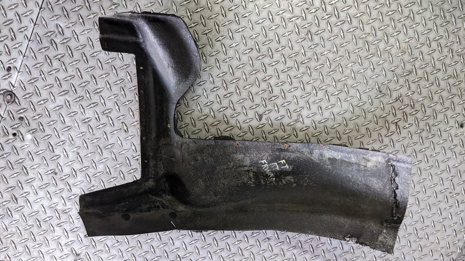 ROLLS ROYCE SILVER SPUR FRONT RIGHT UT11924PB	UNDERSHEET FRONT WHEELARCH FRONT RH
