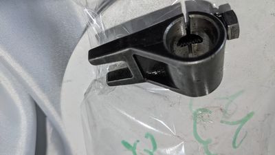 FERRARI 308 PARTS TRANSMISSION SHIFTING SELECTOT FORK MAIN 106213