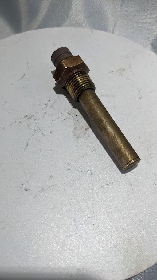 Ferrari 308 engine motor OIL TEMP  SENSOR 110664
