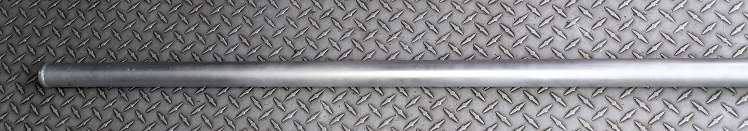 FERRARI 308 PARTS GTS under the car ENGINE COOLING PIPE RIGHT SIDE 108081