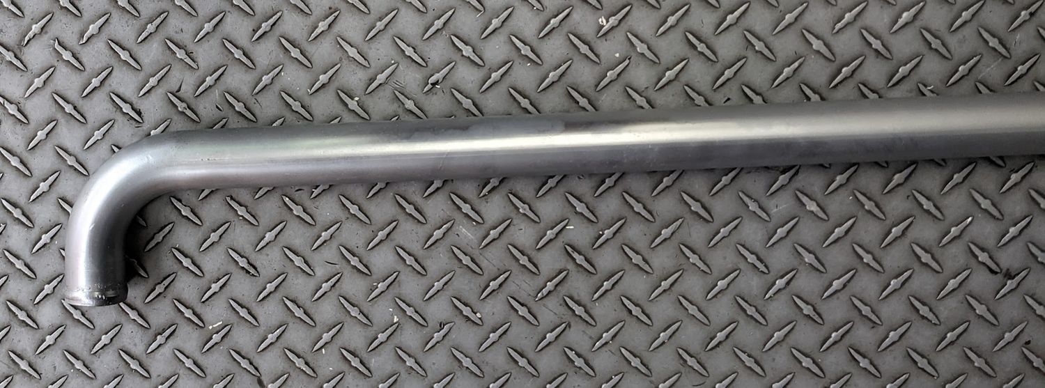 FERRARI 308 PARTS GTS under the car ENGINE COOLING PIPE LEFT SIDE 108082