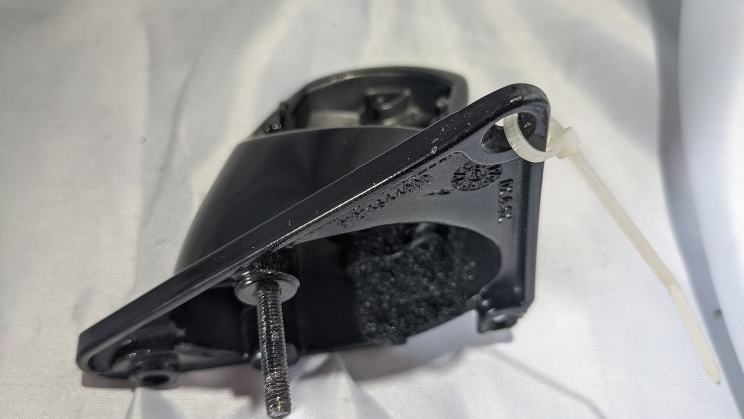FERRARI 360 SPIDER PARTS RIGHT DOOR MIRROR LOWER BASE 65731910B