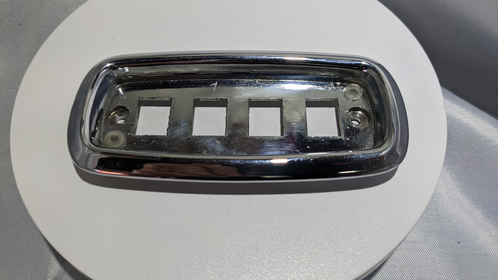 ROLLS ROYCE SILVER SPIRIT DAWN CHROME DRIVER WINDOW SWITCH BEZEL UD14823 img