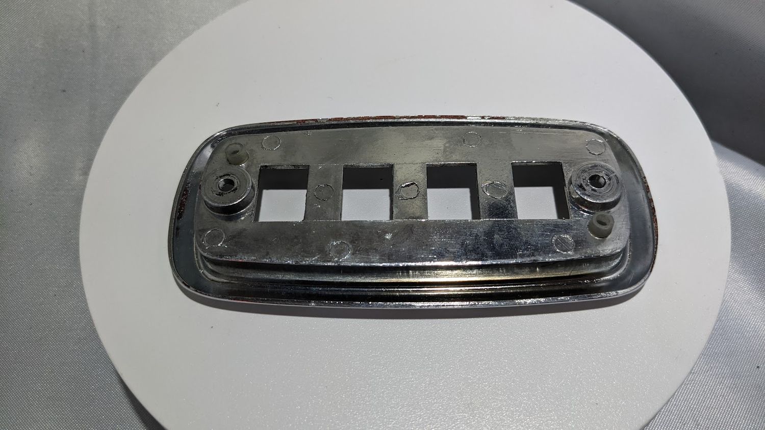 ROLLS ROYCE SILVER SPIRIT DAWN CHROME DRIVER WINDOW SWITCH BEZEL UD14823