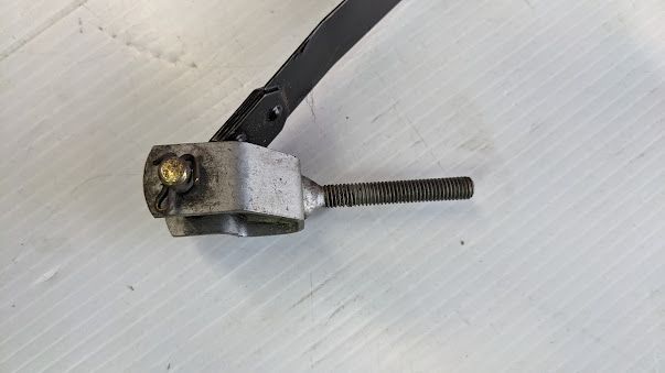FERRARI 360 SPIDER PARTS LEFT FUEL TANK STRAP HOLDER 181034